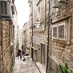 Bella Old Town *